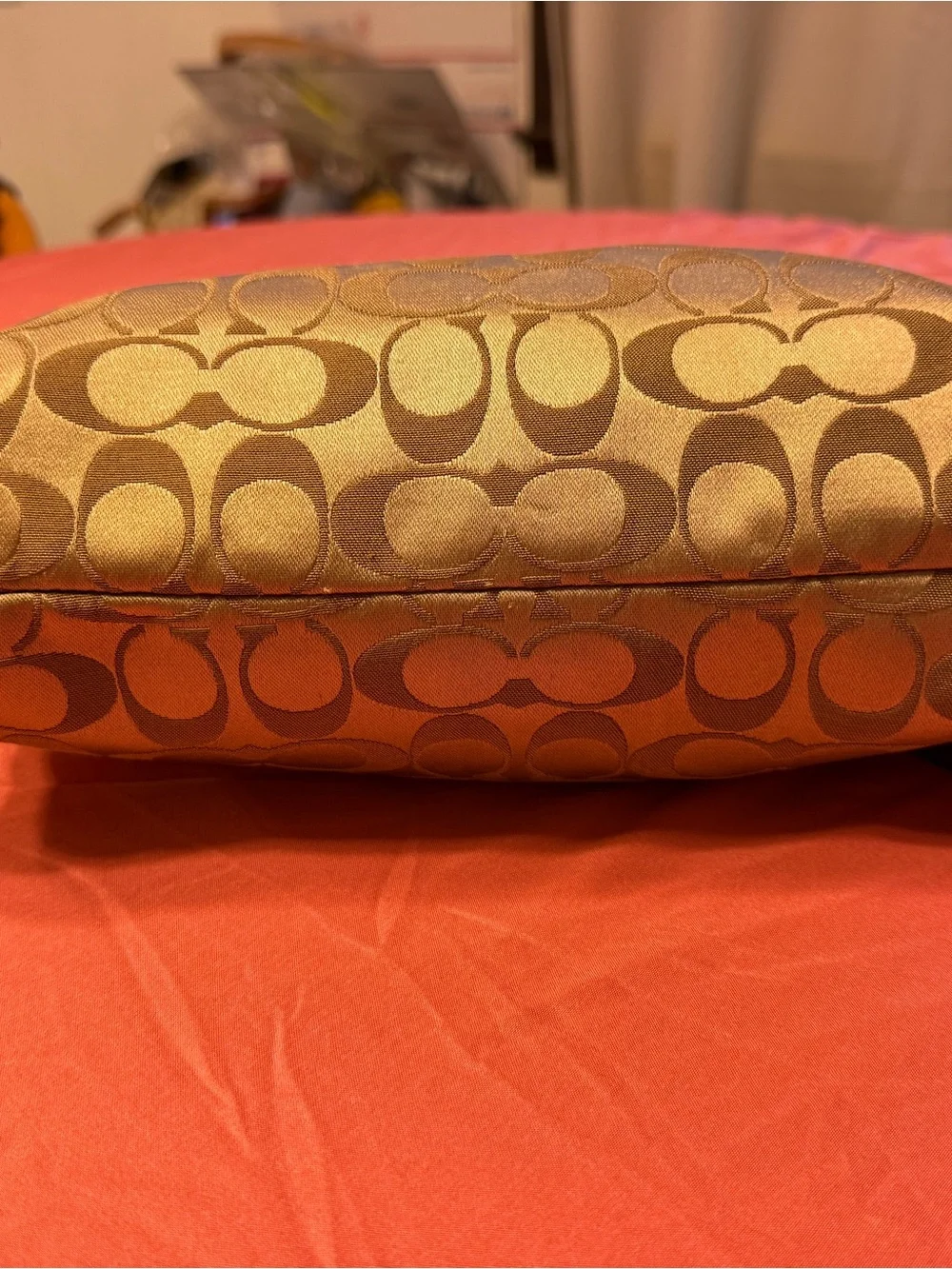 Coach classic shoulder